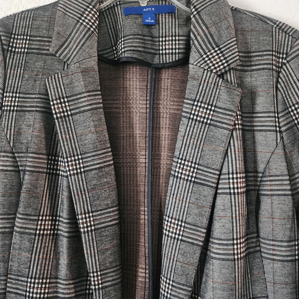 🎊Apt. 9 Classic Checkered Blazer Size Small🎊 - Picture 5 of 6
